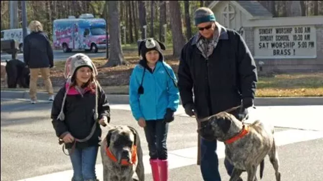 Image: 8th Annual Dog Lovers' Walk at The Landings