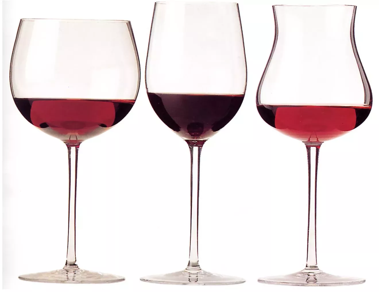 wine-glasses-with-red-wine.webp