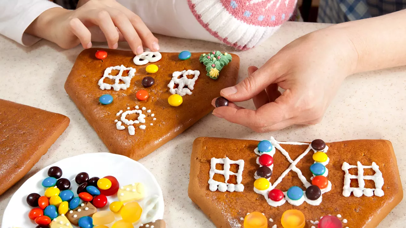 Get creative and design your own historic gingerbread house, inspired by the houses of the Jekyll Island Club Era millionaires.