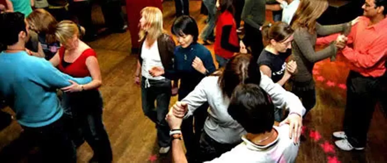 da1816c1_salsa_lesson.webp