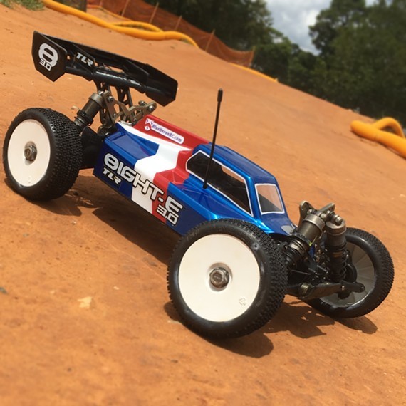 47d6f490_tlr_8ight_e_3.0_buggy.jpg