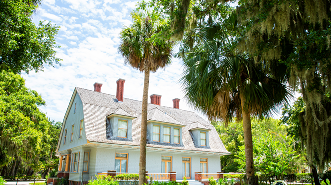 Image: Mistletoe Cottage Historic Preservation Tour