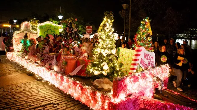 Image: Christmas on the River and Lighted Parade