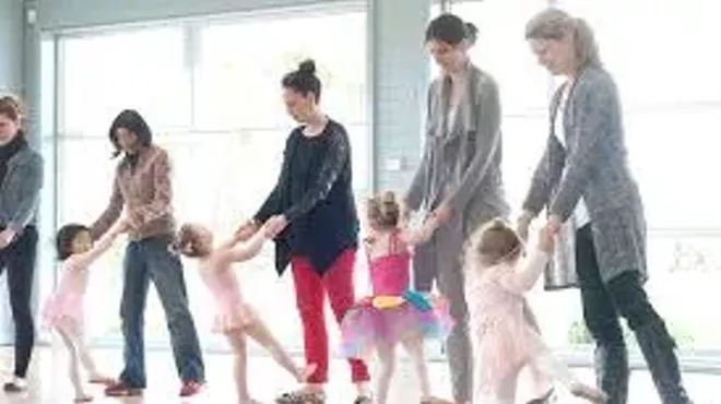 Image: Mommy-and-Me Ballet
