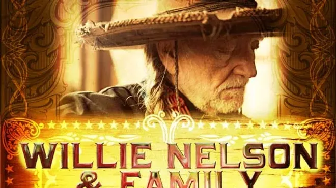 Image: Willie Nelson and Family w/ Dwight Yoakam