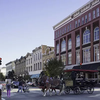 Image: H&M, Savannah Tap Room set to open on Broughton