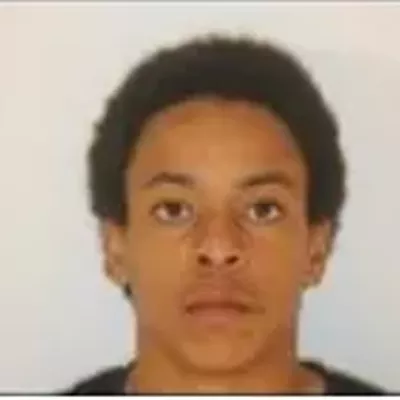 Image: Police seek Wilmington Island prowler