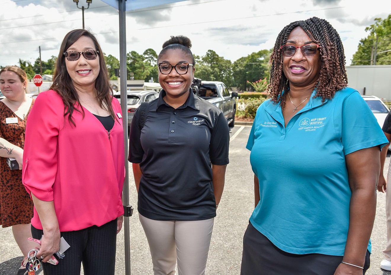 Clearwave Fiber's Hinesville, GA Customer Experience Center Grand Opening Ribbon Cutting