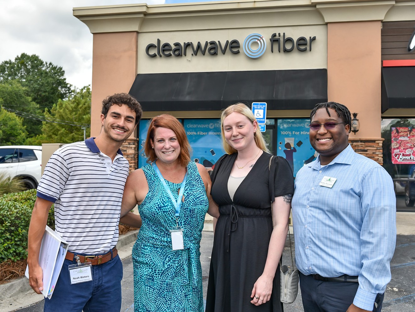 Clearwave Fiber's Hinesville, GA Customer Experience Center Grand Opening Ribbon Cutting