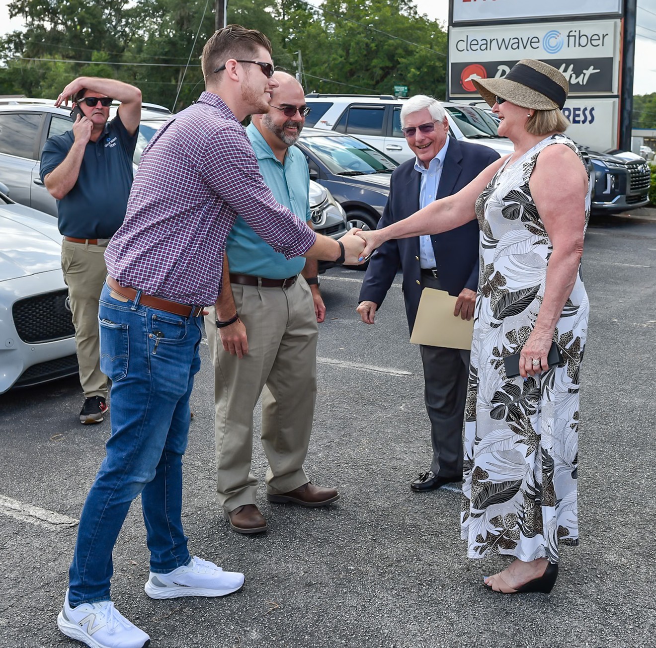 Clearwave Fiber's Hinesville, GA Customer Experience Center Grand Opening Ribbon Cutting