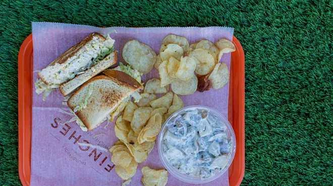 Image: Finches serves specialty sandwiches on the fly