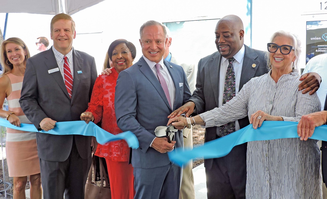 L-R: Neilie Dunn (Union Mission Board Chair), Michael Traynor (Union Mission President and CEO), Edna Jackson (Georgia State Representative), Greg Parker (Parker's Founder and CEO), Van Johnson (Savannah Mayor), Paula Deen
