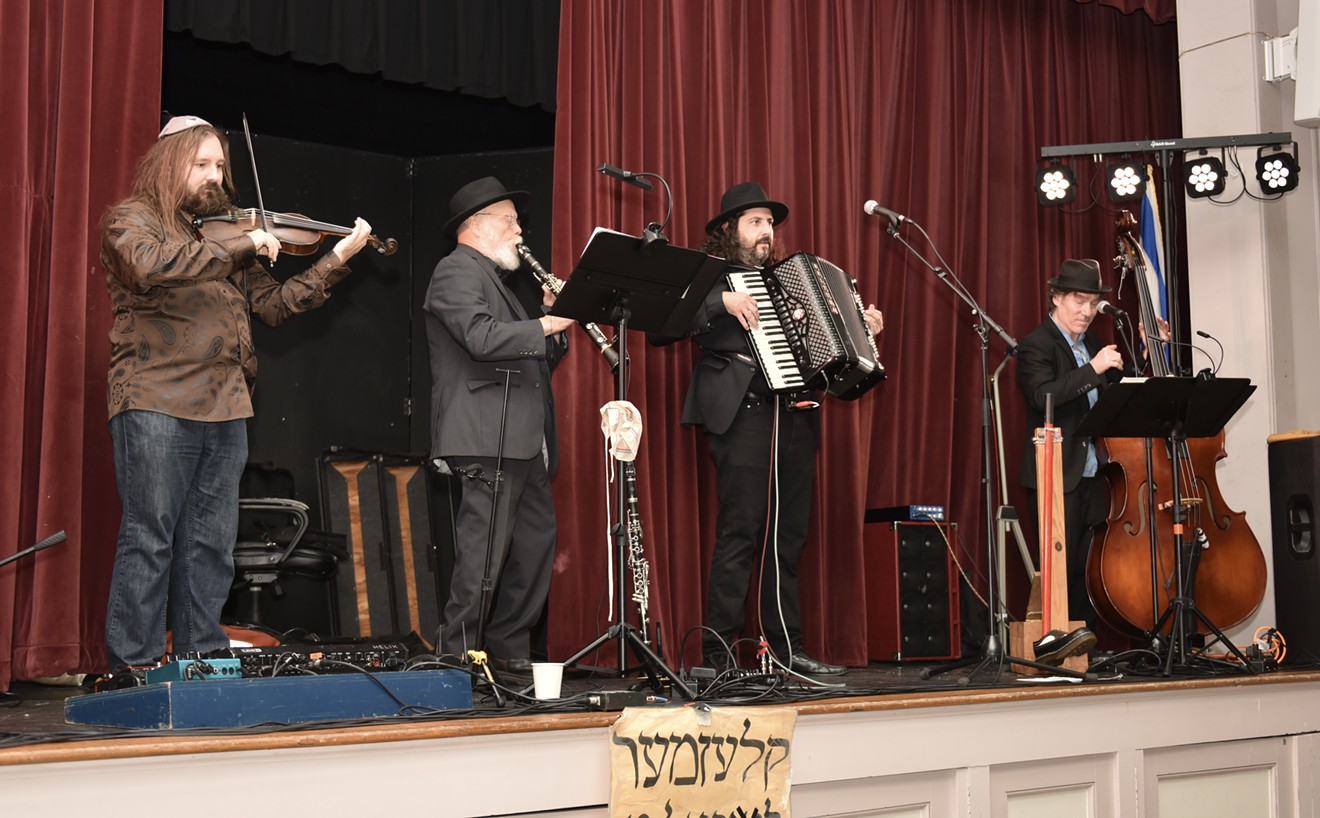 Jewish Educational Alliance and the Savannah Music Festival present "First Night, First Light" celebration