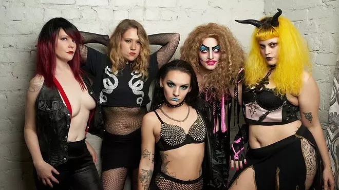 Image: Match made in burlesque heaven