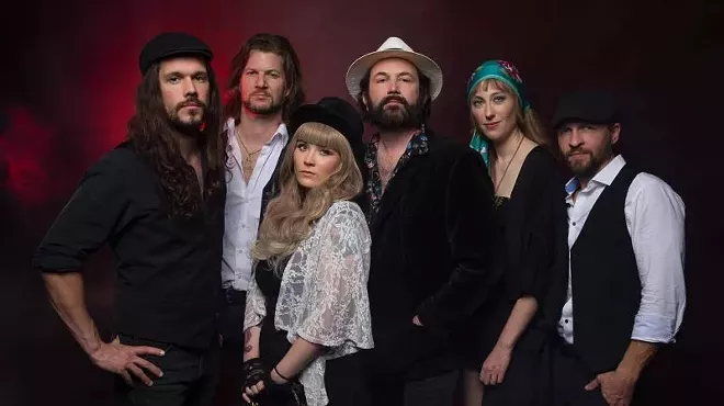 Image: Rumors: A Fleetwood Mac Tribute @Mars Theatre