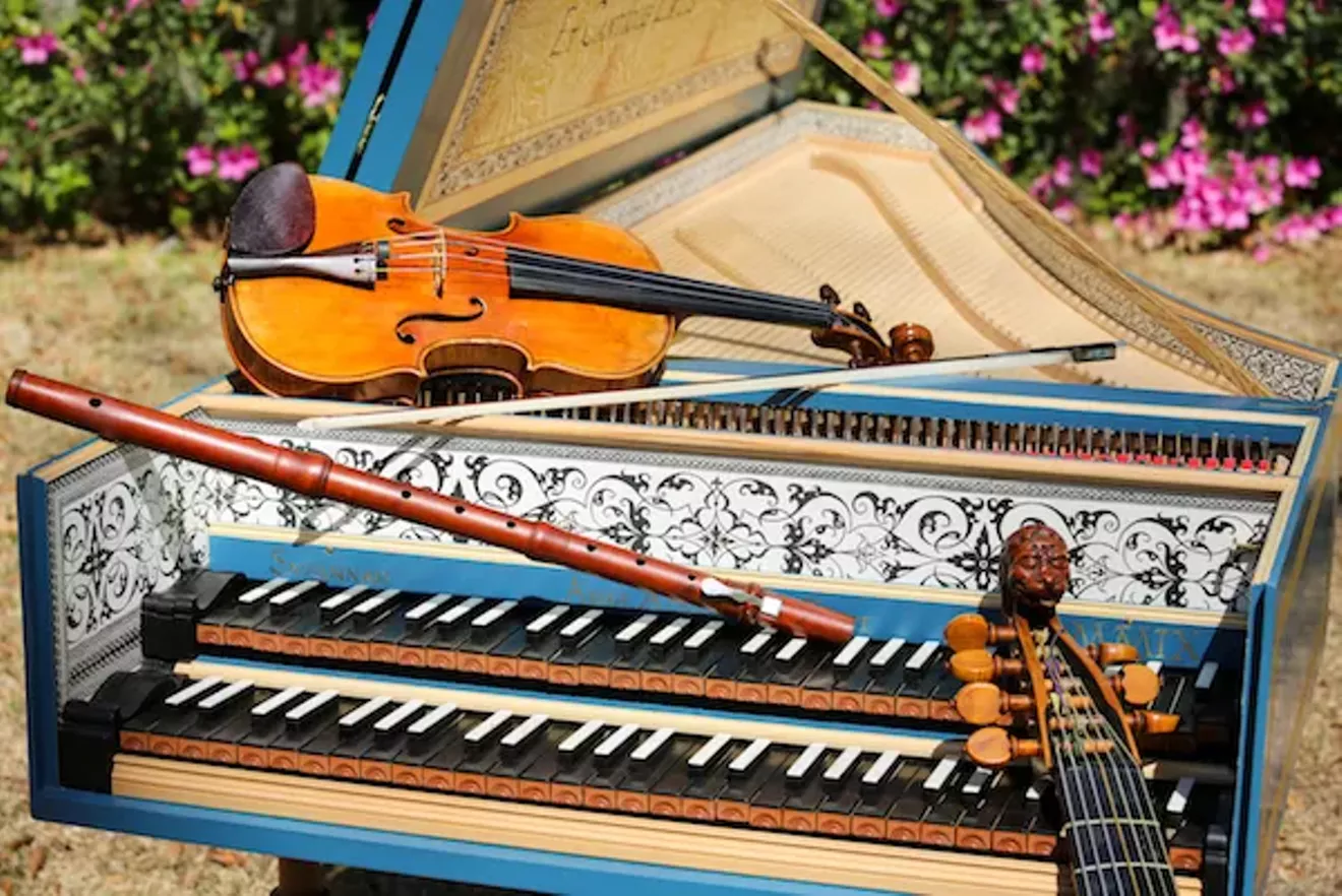 sm_savannah_baroque_3.6.16_instruments_03_copy.webp