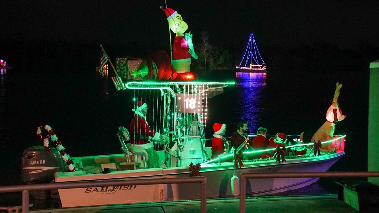 Savannah Boat Parade of Lights Celebrates 22nd Annual Show