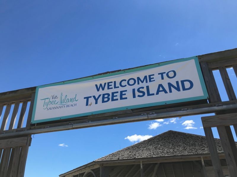 Tybee Island pier signage