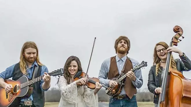 Image: The Barefoot Movement: A lesson in bluegrass