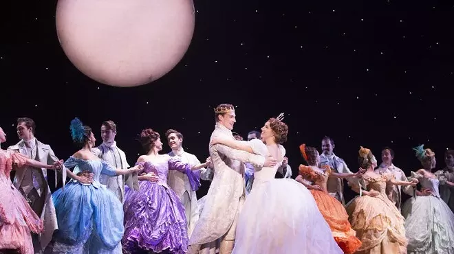 Image: Touring version of &lsquo;Cinderella&rsquo; rolls into town