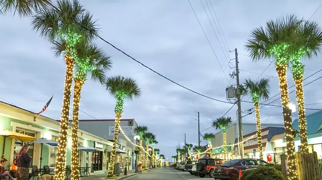 Image: TYBEE GETS MERRY