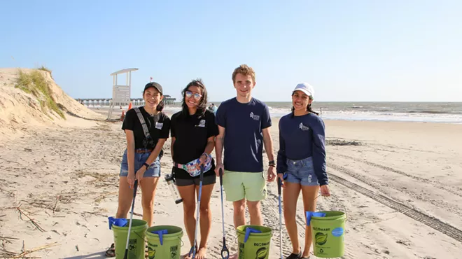 Image: Tybee Island Beach Cleanup