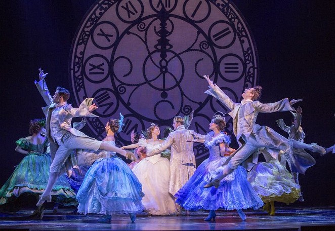 Touring version of ‘Cinderella’ rolls into town