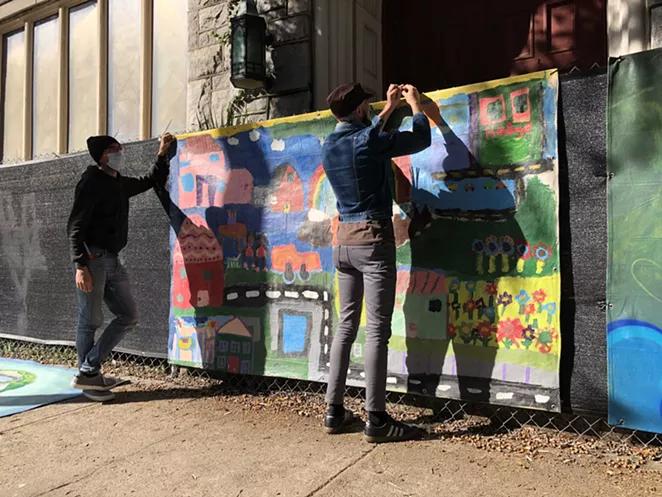 Fence Art Project enlivens construction sites with creative murals by Savannah artists