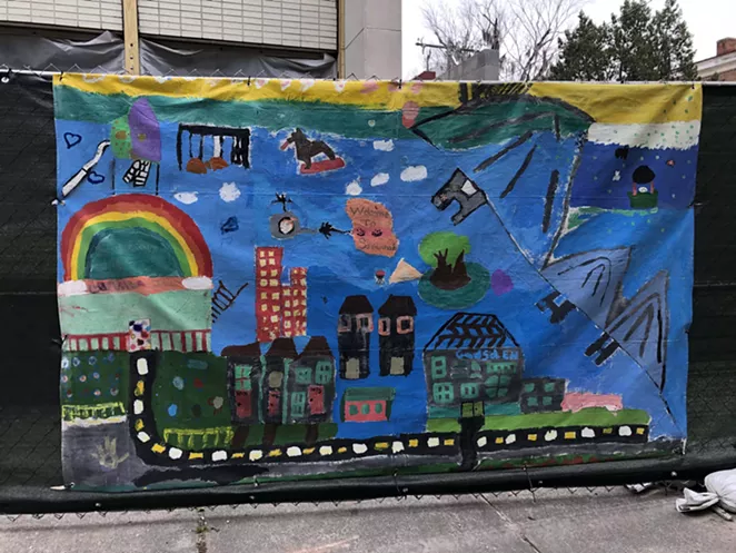 Fence Art Project enlivens construction sites with creative murals by Savannah artists