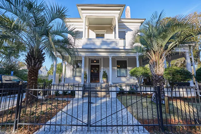 There is nothing common about Savannah's new Common Thread restaurant