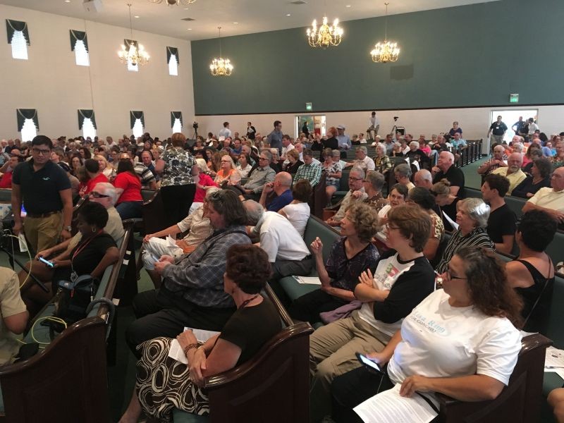 Carter town hall provides  confrontation, entertainment